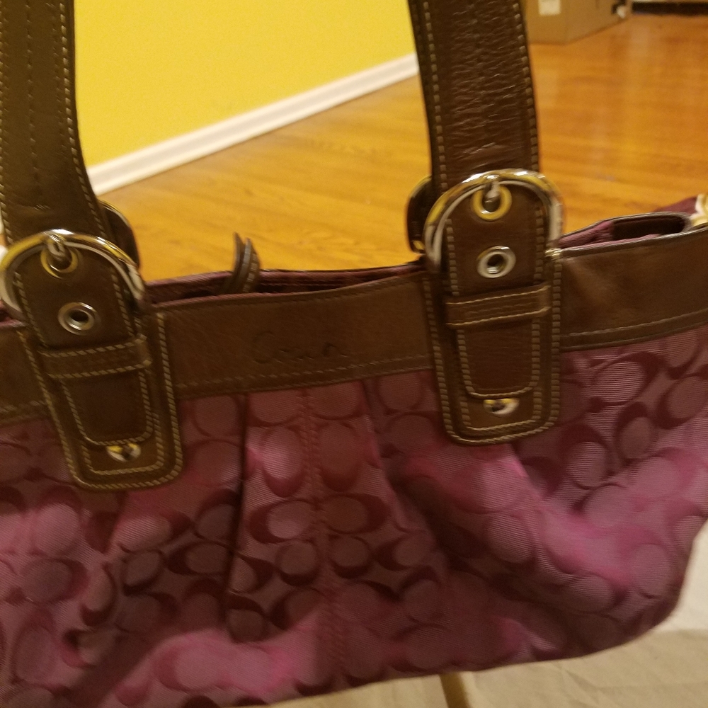 Coach authentic handbag